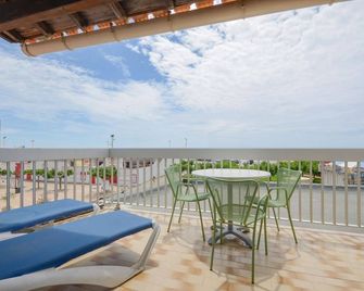 Abrivado - Saintes-Maries-de-la-Mer - Balcony