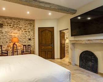Les Remparts Hôtels et Demeures Historiques - Beaune - Bedroom