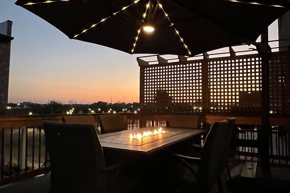 Exquisite townhome in Savannah's newest riverfront community! - סאוואנה - מרפסת