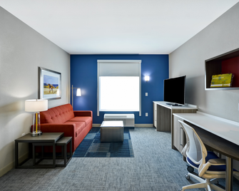 Home2 Suites By Hilton Bloomington Normal - Normal - Вітальня
