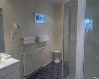 Yarrow Motel - Invercargill - Baño