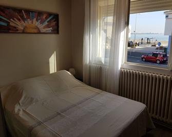 Hotel Restaurant Calypso - Fos-sur-Mer - Chambre