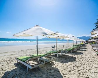 Paradise Resort Doc Let - Ninh Hoa - Beach