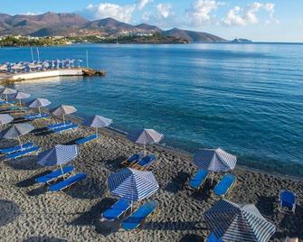 Coral Hotel - Agios Nikolaos - Beach