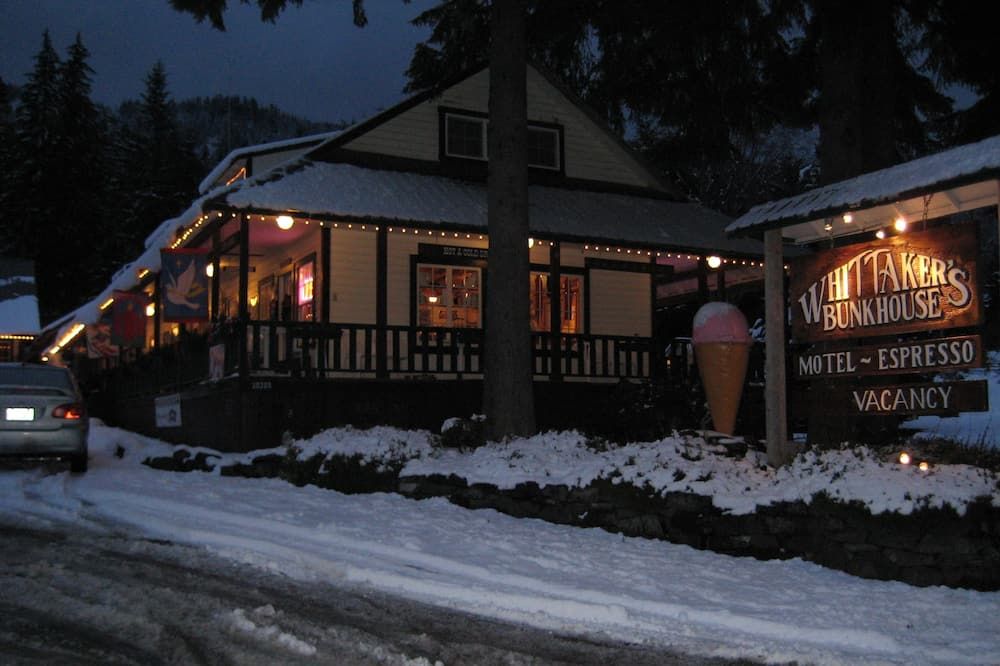 Whittaker's Motel & Historic Bunkhouse - אשפורד - בניין