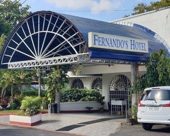 Fernando's Hotel - Sorsogon City - Building