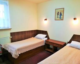 Hotel Tirest - Grebiszew - Bedroom
