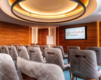 Hotel Habakuk - Maribor - Sala de reuniões
