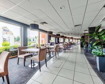 Park Inn by Radisson Peterborough City Center - Пітерборо - Ресторан
