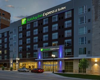 Holiday Inn Express & Suites Lincoln Downtown By IHG - Lincoln - Gebäude