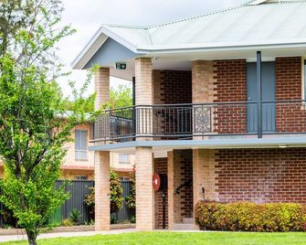 River Motel - Queanbeyan - Building