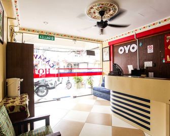 OYO 89549 Casavilla Hotel (City Centre) Taiping - Taiping - Front desk