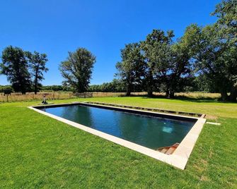 4 gîtes with swimming pool in Sologne - Pruniers-en-Sologne - Piscina