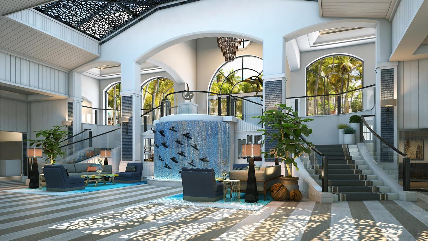 ذا ووترفرونت بيتش ريزورت، إحدى فنادق هيلتون