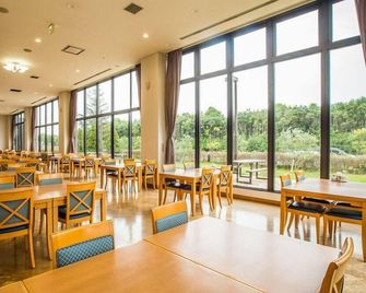 R Hotel Inn Kitakyusyu Airport - Kanda - Restaurace