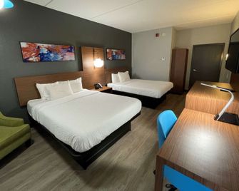 La Quinta Inn & Suites by Wyndham Fayetteville I-95 - Fayetteville - Habitación