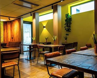Bud Gett Hostels - Groningen - Nhà hàng