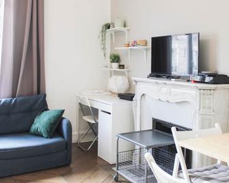 Cosy studio near Paris - Ivry-sur-Seine - Living room