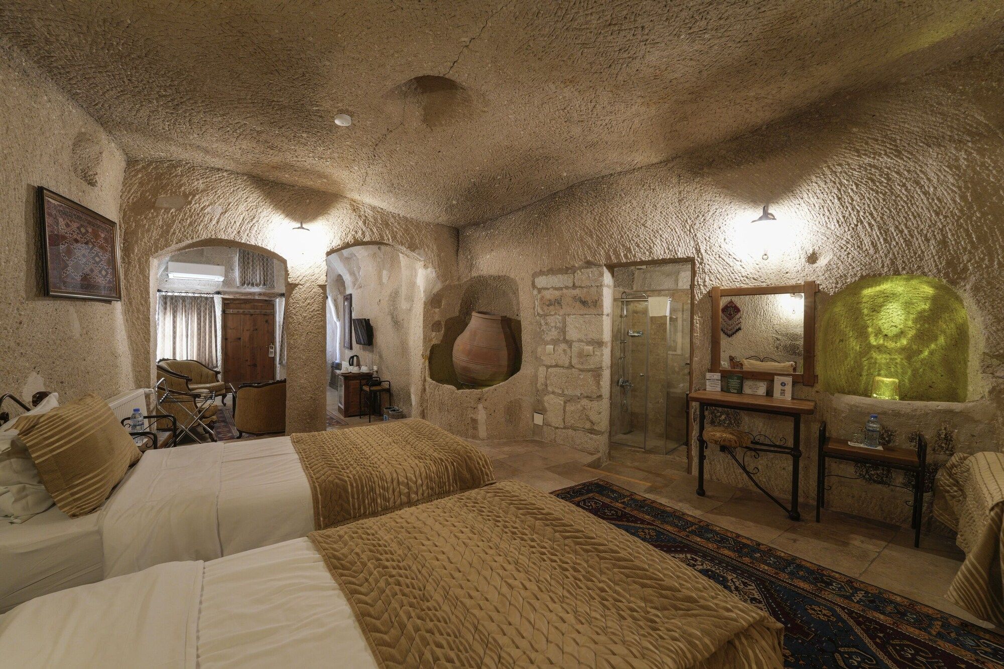 فندق تيكيا كيف