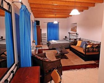 Chora View - Kythira - Habitación