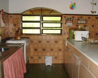 House with 5 bedrooms in primeval forest - 3 suites - Nazare Paulista - Кухня