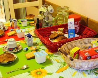 4 Season B&B Roma - Rome