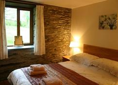 Troedyrhiw Holiday Cottages - Cardigan - Makuuhuone