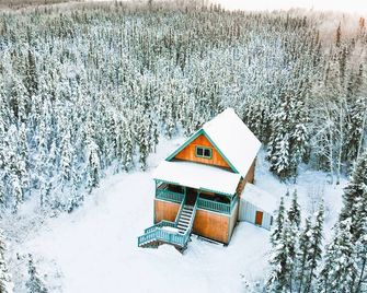 Aurora Ridge Cabin | Stunning Views & Northern Lights, We cannot wait to host you during your Alaska - Fairbanks - Building