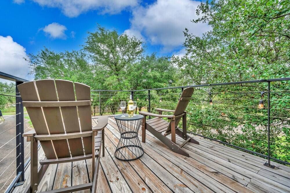 Oak Harbor - Container Home Near Baylor, Magnolia - Bellmead - Balkon