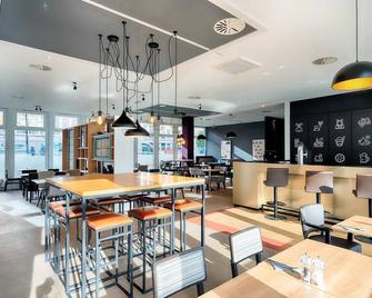 Premier Inn München City Ost - Múnich - Bar