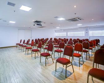 Transamerica Fit Vitória Reta da Penha - Vitória - Sala riunioni