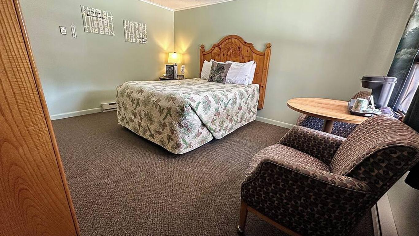 White Mountain Motel And Cottages