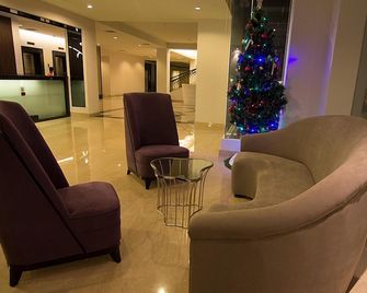 فندق ديراجا - جاكرتا - ردهة