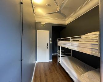 Avenue Hostel & Suites - Lisboa - Soverom