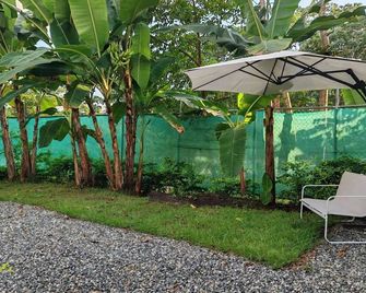 Villas del rio 2 - Ballena - Patio