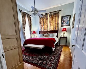 Historic Luxurious Home in Monte Vista/ The Pearl/ Downtown - סן אנטוניו - חדר שינה