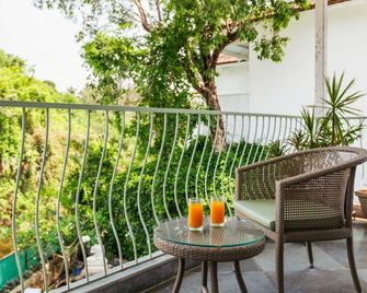 Aroha Palm Grande - Saligao - Balkon