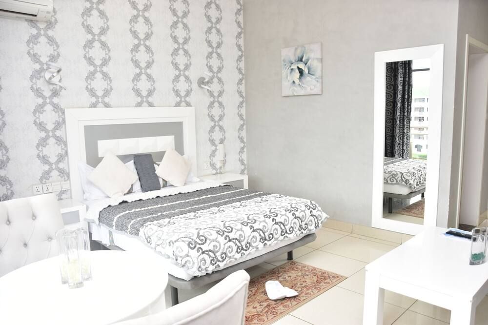Hotel Carmen Galaxi - מאלאבו - בניין