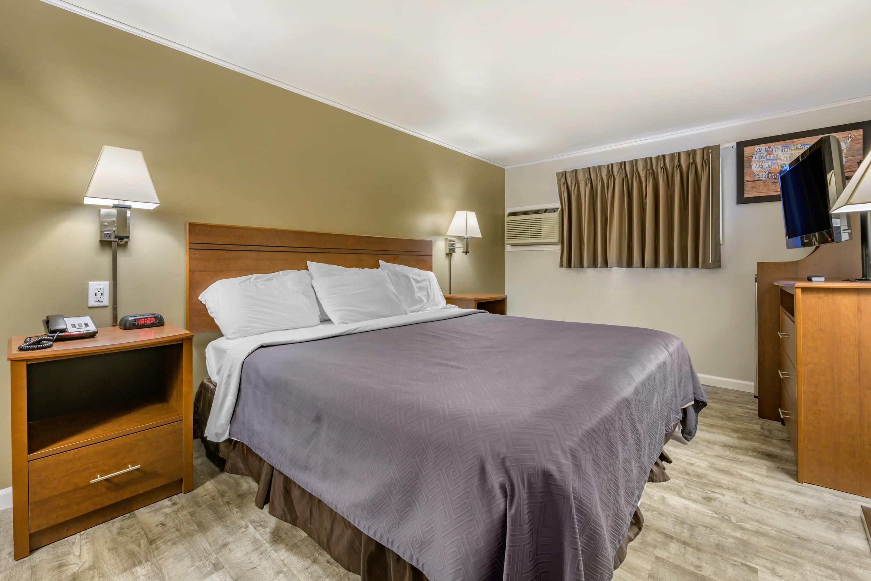 Econo Lodge Bellefonte I-99