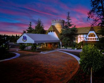 Anaheim Majestic Garden Hotel - Anaheim - Bygning