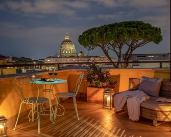 Fragrance Hotel St. Peter - Roma - Varanda
