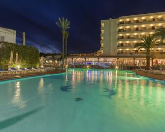 Hotel Caribe - Santa Eularia des Riu - Uima-allas