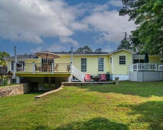 North Raleigh Storybook Cottage - Raleigh - Edificio