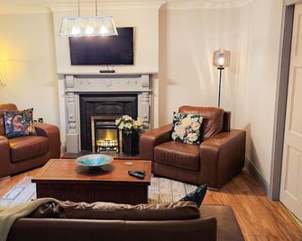 Passage East Holiday Home by Trident Holiday Homes - Passage East - Living room