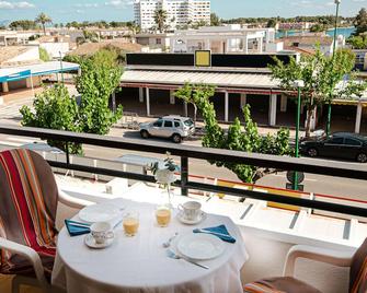 Sterling & Fair - Serenity Sands Alcudia - Puerto de Alcudia - Ban công