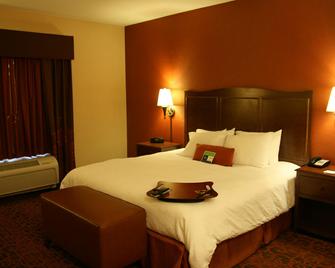 Hampton Inn & Suites New Castle - New Castle - Slaapkamer
