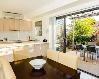 Gladstone Heights Executive Apartments - Gladstone - Habitación