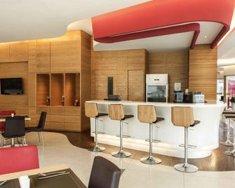 Ibis Balikpapan - Balikpapan - Restaurant