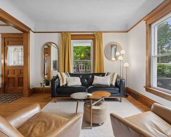 Minnestay Retro Haus - 明尼阿波利斯 - 客廳