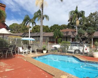 Town & Country Motel - Strathfield South - בריכה